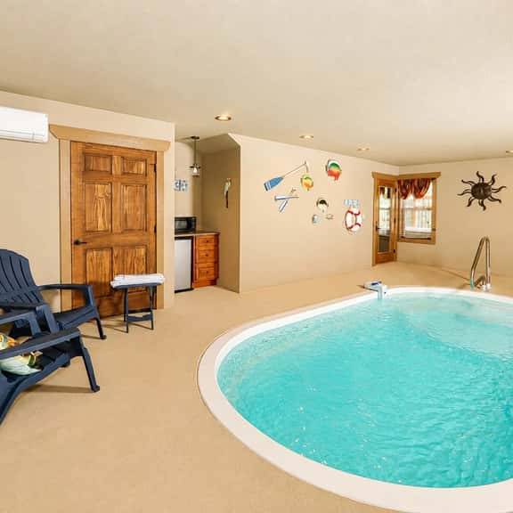 Movie Dive-Inn - Image 1
