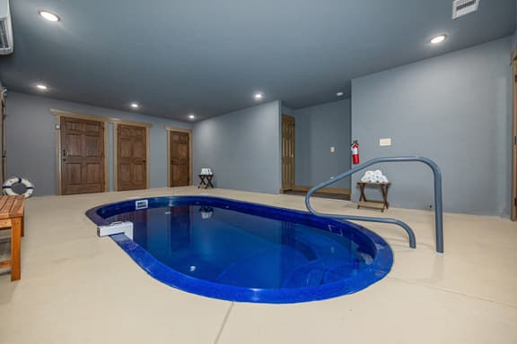 Mountain Sunrise Pool Cottage